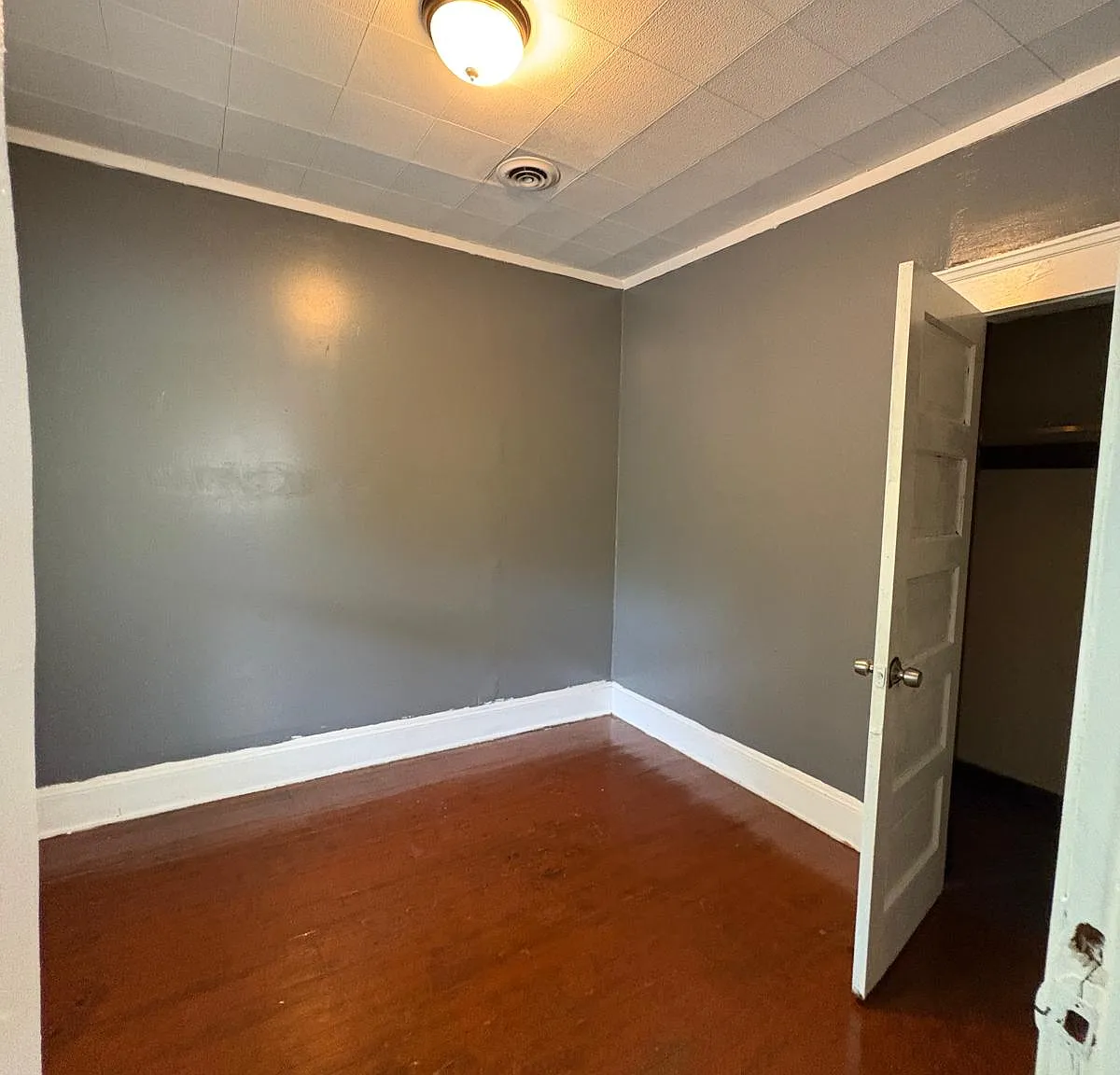 2 bed, 1000 sqft, $850 — Photo 4