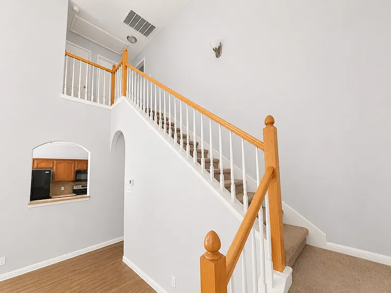 101 Kathryn Cv — Photo 13