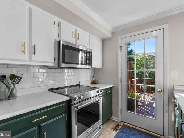 8033 Hollow Reed Ct, Frederick, MD 21701