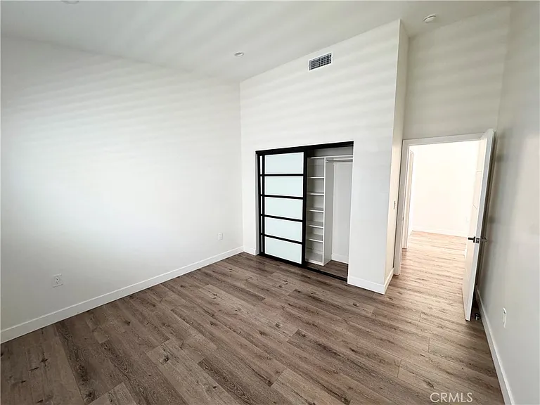 1623 W 255th St — Photo 14