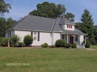 4283 Cartersville Rd, New Canton, VA 23123