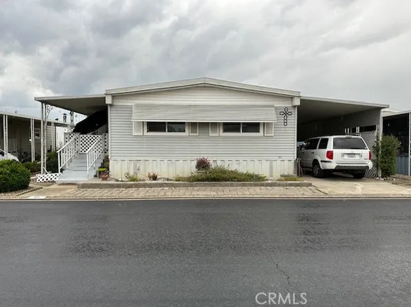 2240 Golden Oak Ln #45, Merced, CA 95341