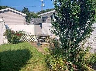 44 Linden Ave N, Westbrook, CT 06498