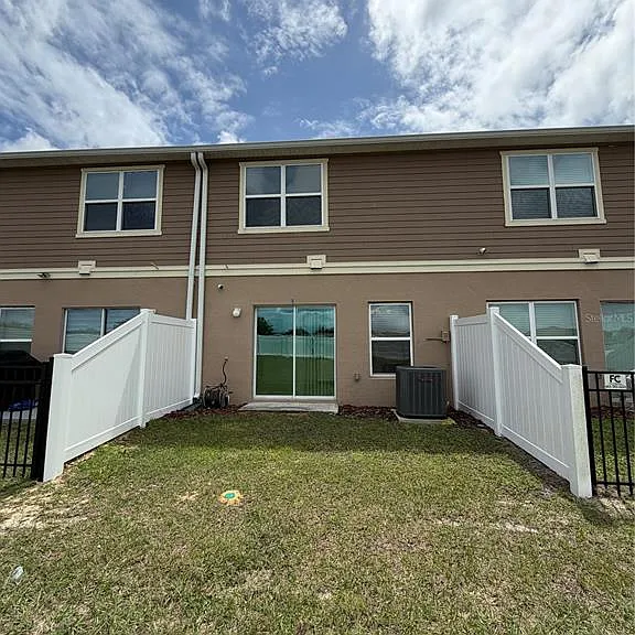 1556 Mirabella Cir — Photo 49