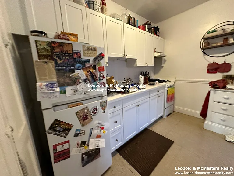 30 Bellevue St #9 — Photo 4