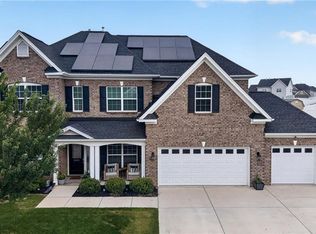 6605 Jockey Club Dr, Whitsett, NC 27377