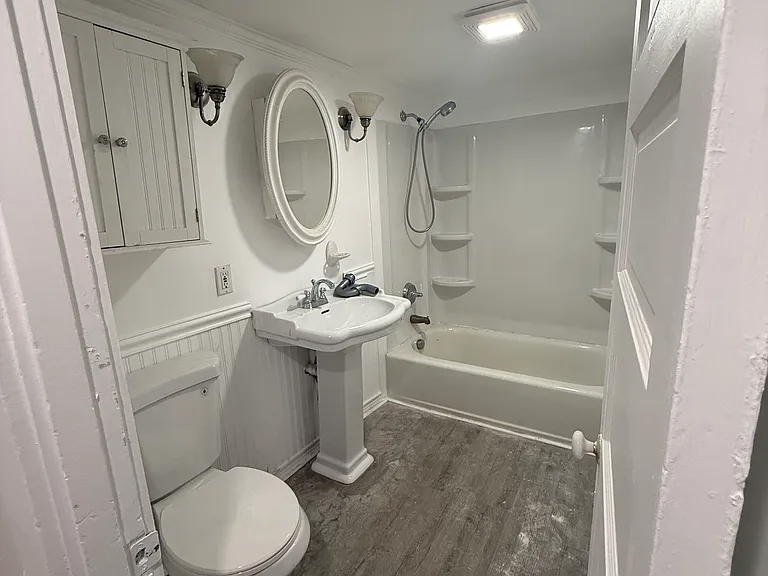 298 Naubuc Ave #2 — Photo 6