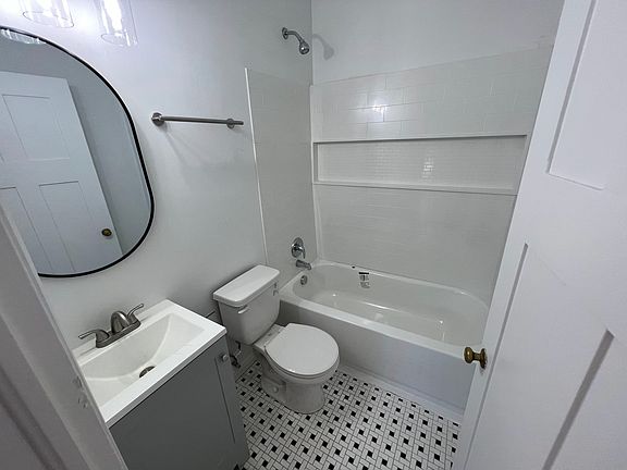 5th image of 1127 E South Temple APT 6