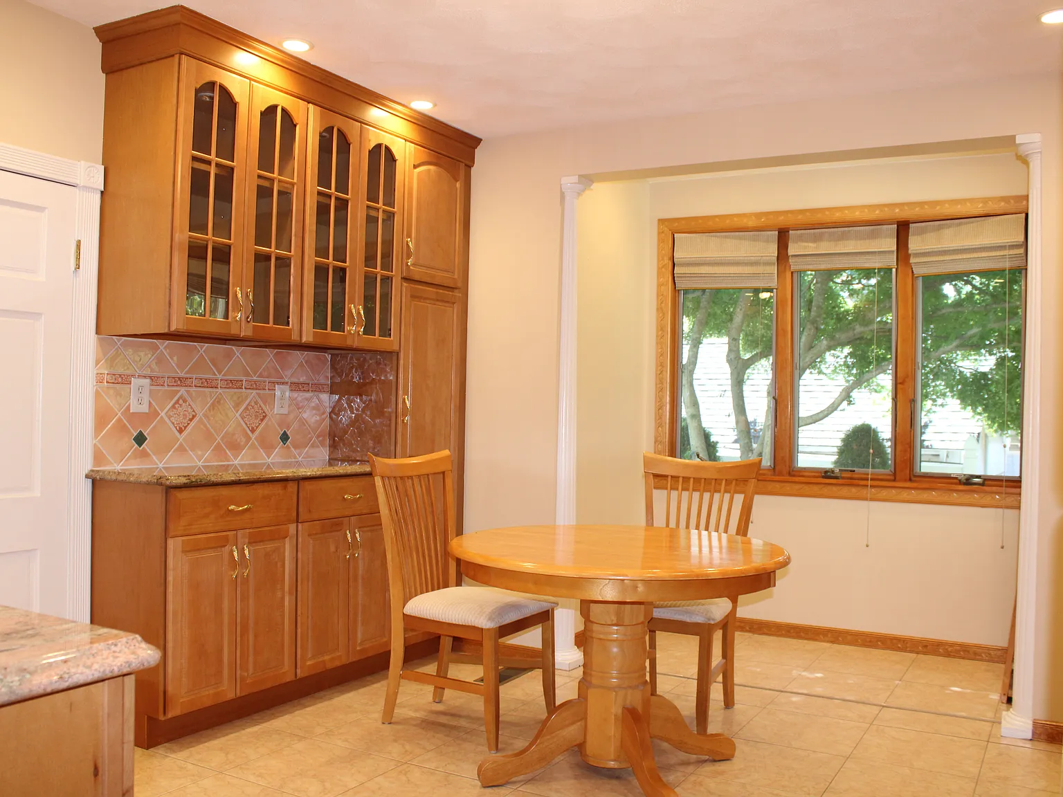 2 bed, 1100 sqft, $3,000 — Photo 1