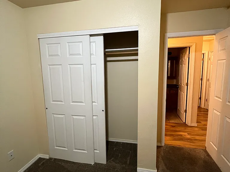 Samantha Ct — Photo 8