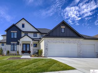 21010 Joseph St, Elkhorn, NE 68022