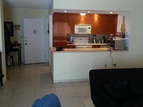 5th image of 2780 NE 183rd St APT 1806