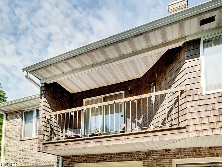 4 Tulip Cres #2B — Photo 27