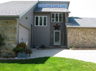 624 Meadowview Ln, Lodi, WI 53555