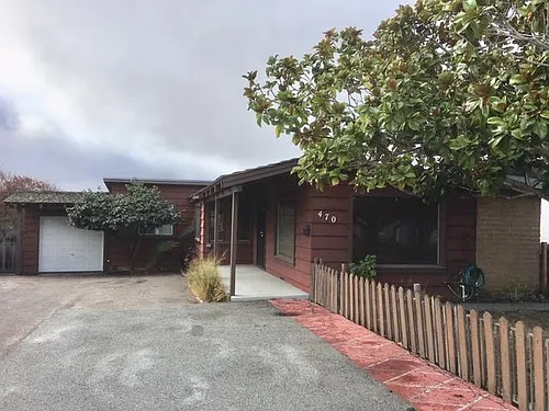 470 Trinity Ave Photo 1