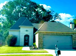 111 Anaheim Ln, Lafayette, LA 70508