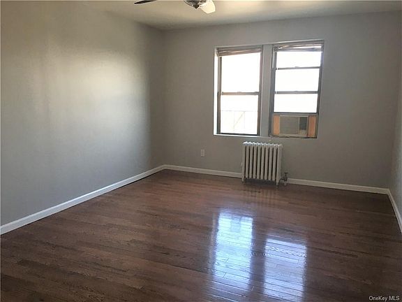 3rd image of 30 Windsor Ter APT 2D