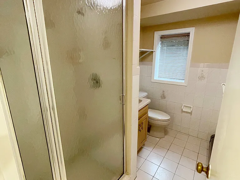 488 Walnut St #1 — Photo 10