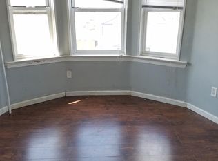 34 Van Ness Pl #3, Newark, NJ 07108