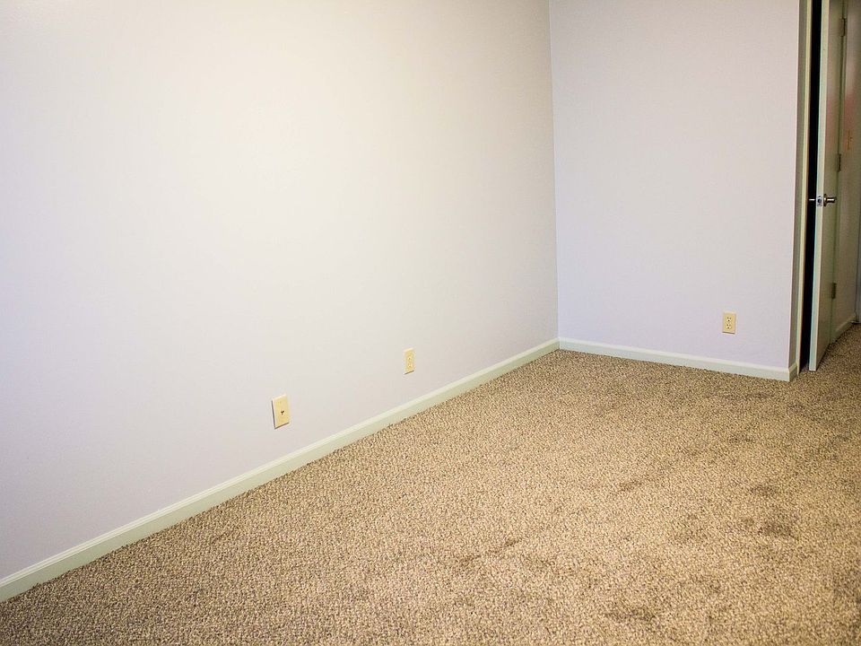 1st image of 2430 Q St #3