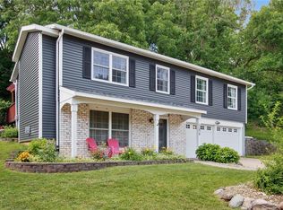 286 Brentwood Pl NE, Cedar Rapids, IA 52402