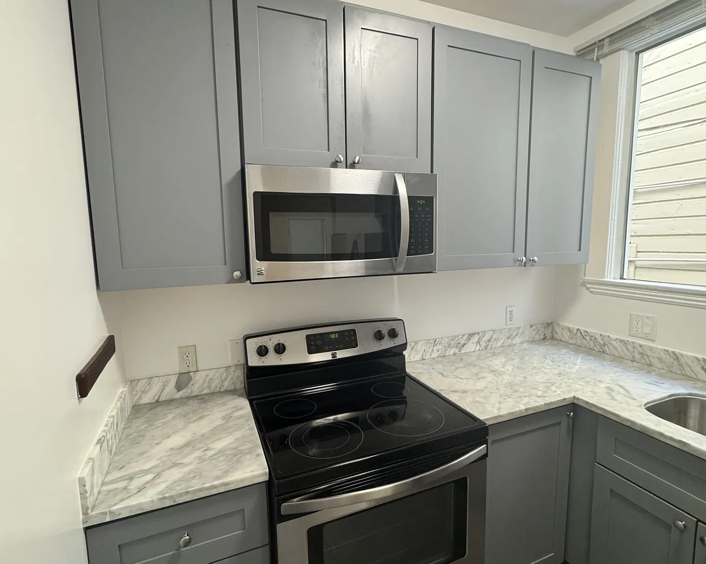 2 bed, 686 sqft, $5,250 — Photo 3