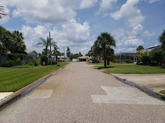 4th image of 242 Royal Dunes Cir
