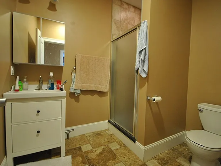 1592 Beacon St — Photo 5