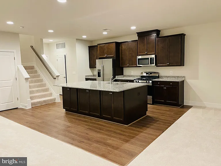 106 Choke Cherry Ct — Photo 6