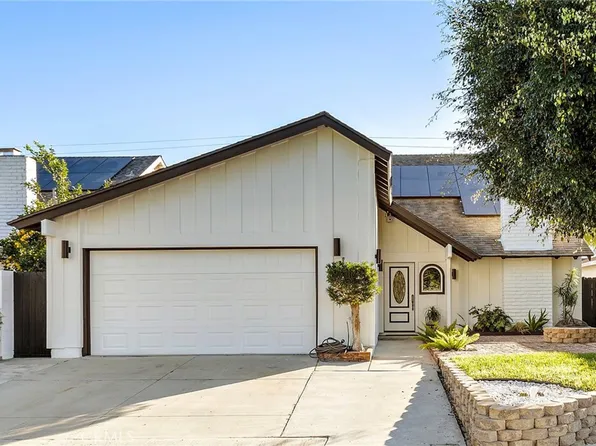 11580 Panay St, Cypress, CA 90630