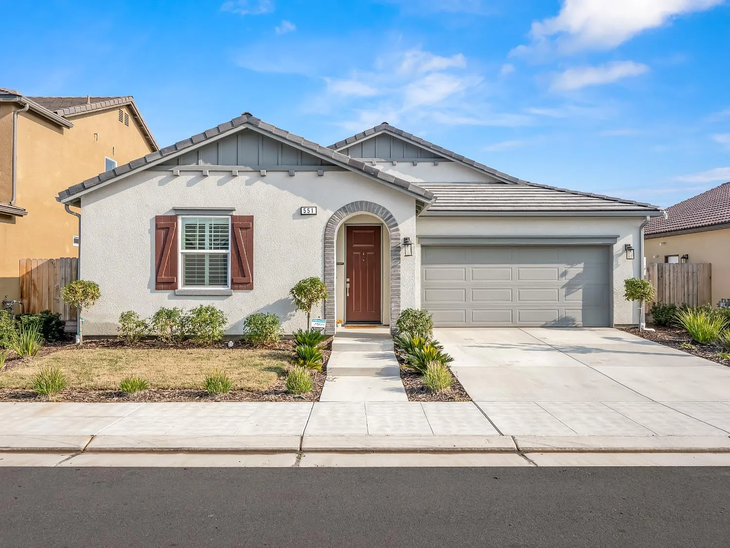 551 S Talus Way photo 1
