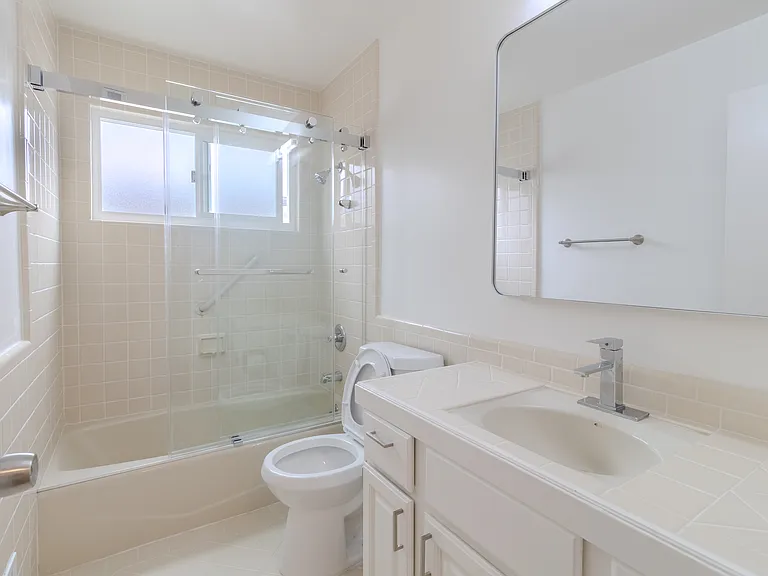 1322 Southgate Ave #2.2 — Photo 16