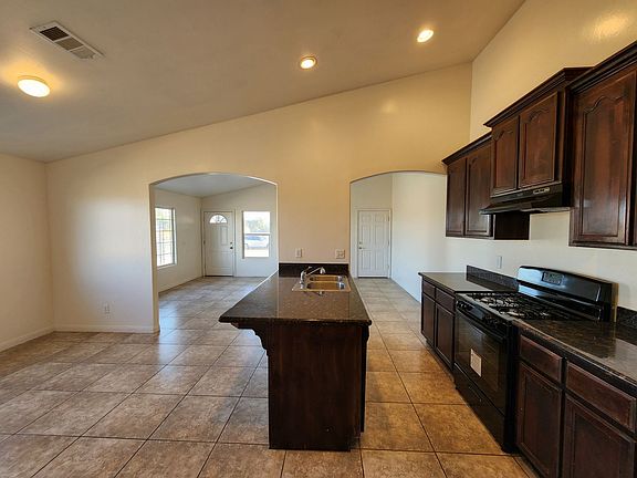 5th image of 7641 Walpole Ave Unit B