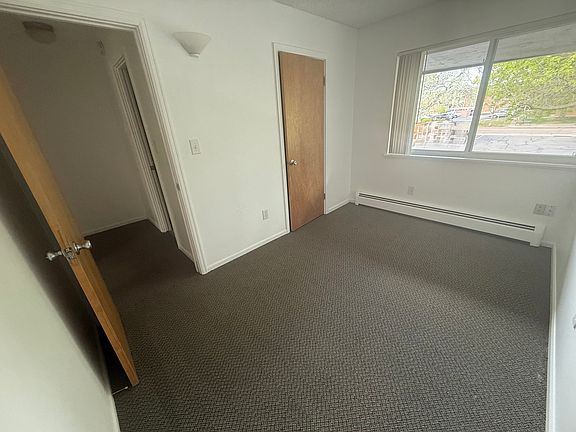 4th image of 2990 Glenwood Dr APT 104