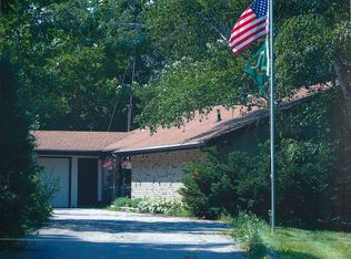 E9283 Freedom Rd, North Freedom, WI 53951