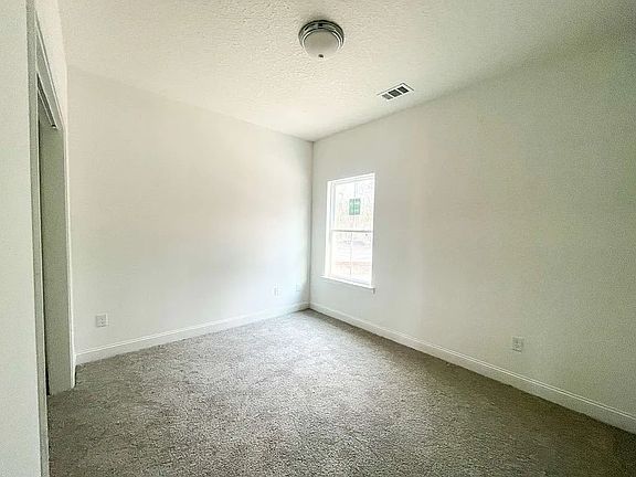 5th image of 781 Meloney Dr