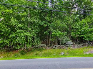 Decker Rd #690, Bushkill, PA 18324