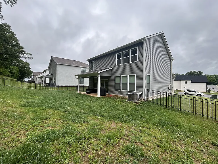 1055 Ross Farms Blvd — Photo 31