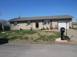 1855 Allyn Dr, Mount Vernon, IN 47620