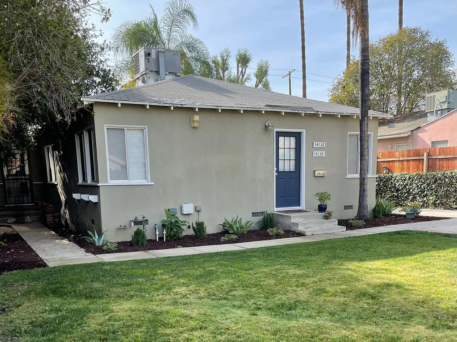 2 bed, 800 sqft, $2,395 — Photo 1