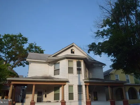 141-143 3rd St, Renovo, PA 17764