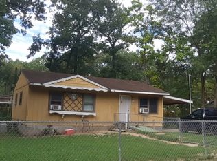 906 Edgehill Dr, Benton, AR 72015