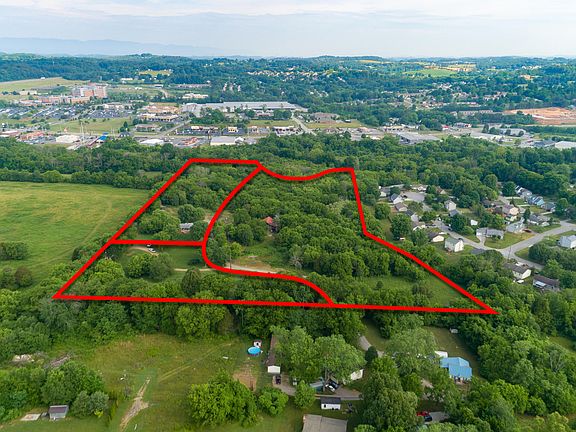 5th image of 7925/7929 Rhyne Ln