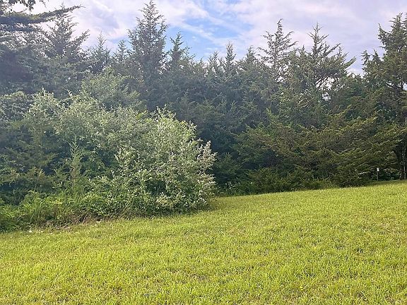 3rd image of 17044 Spring Beauty Dr