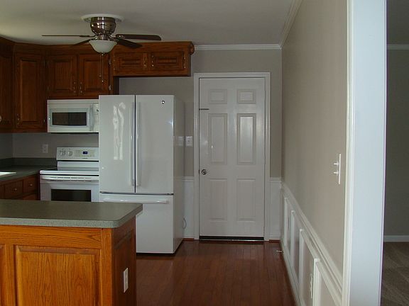 4th image of 314 Meghann Dr