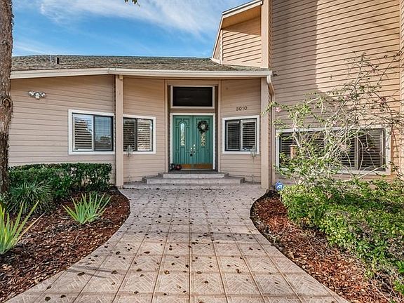 2nd image of 3010 Autumn Dr
