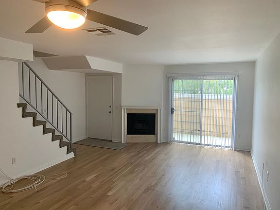 4th image of 5439 Whitsett Ave