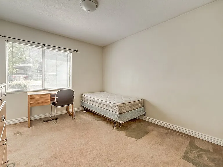 1547 N Riverside Ave #51 — Photo 7