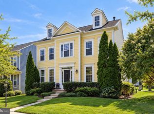 1114 Innis Dr, Fredericksburg, VA 22401