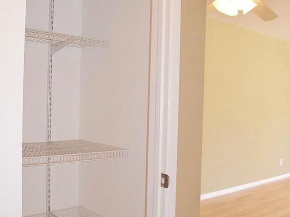3rd image of 6236 Longford Dr APT 4